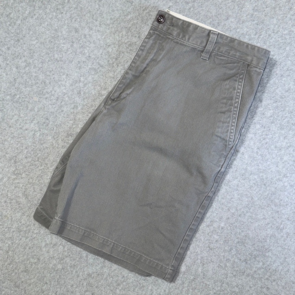 Dockers Gray Chino Shorts Womens Size 33 Casual Cotton Twill Walking Shorts
